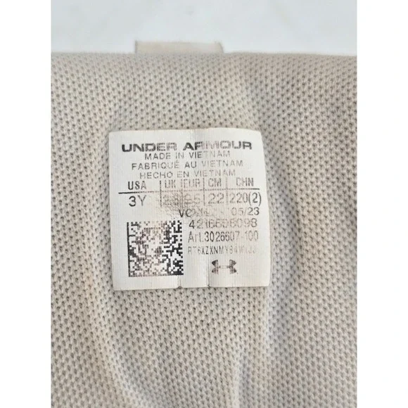 Under Armour 3Y White Baseball Softball Football Soccer Cleats Used - Picture 10 of 16